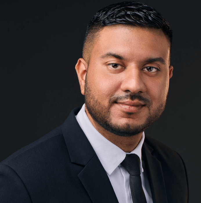  Durgesh Teeluckdharry